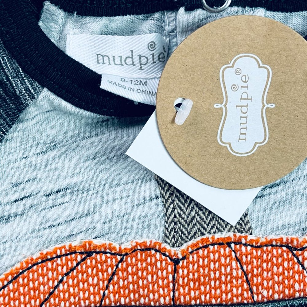 NWT Mudpie Boys 9m Halloween Pumpkin Mask Romper - Picture 3 of 4